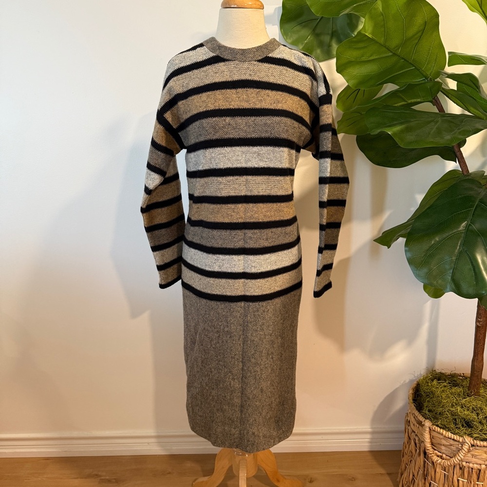 Helga | Vintage Sweater Striped Lined Midi Dress
